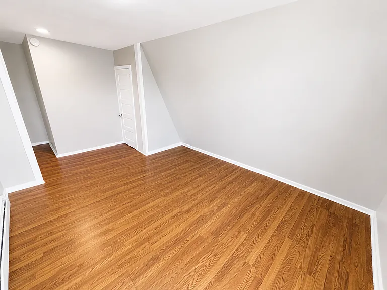 139 Rosa Parks Blvd #3 — Photo 13