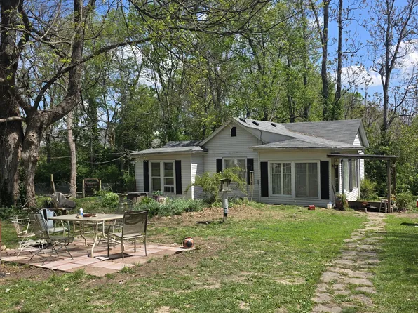 543 Adams St, Danville, KY 40422