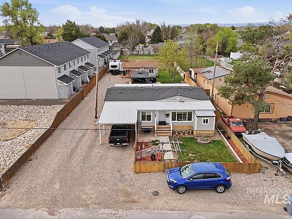 4th image of 1003 E Iowa Ave