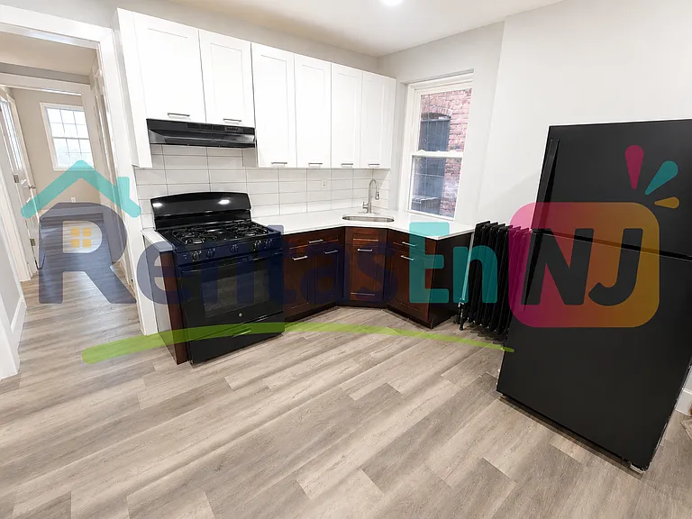 168 Bloomfield Ave #2L — Photo 5
