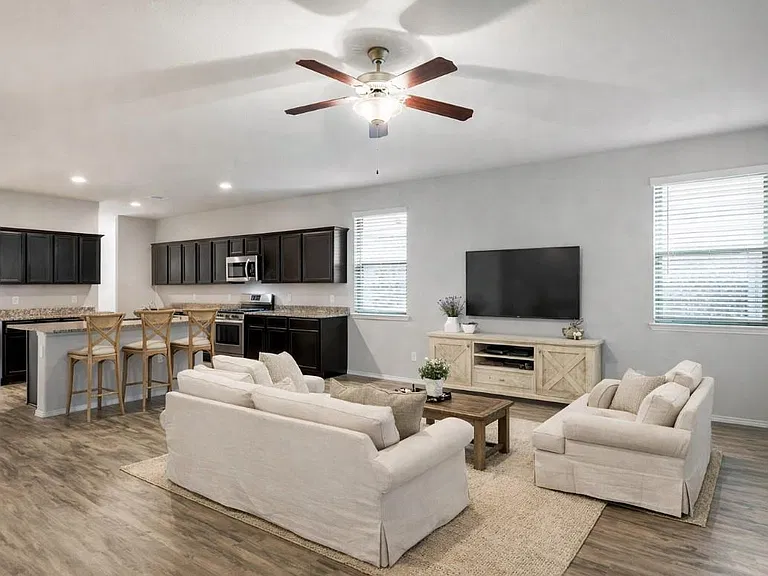 7035 Bonaire Vista Ln — Photo 5