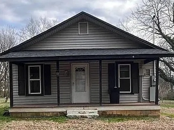 1021 Old Charlotte Rd #1, Statesville, NC 28677