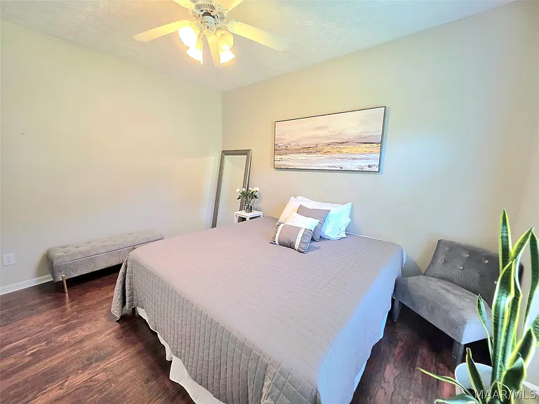 607 Forest Trl — Photo 26