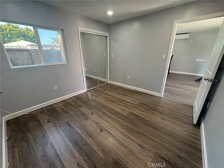 145 W 118th Pl — Photo 9