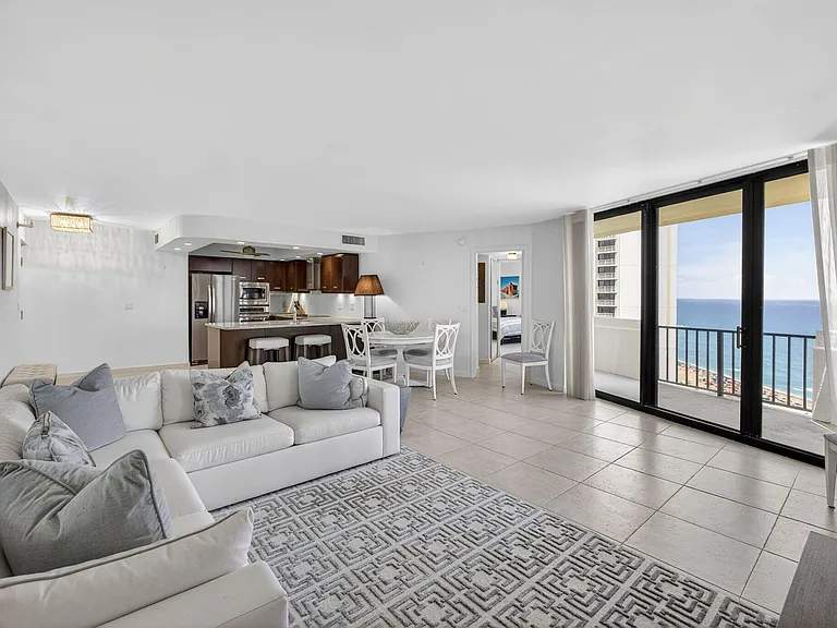 2800 N Ocean Dr #B24D — Photo 18