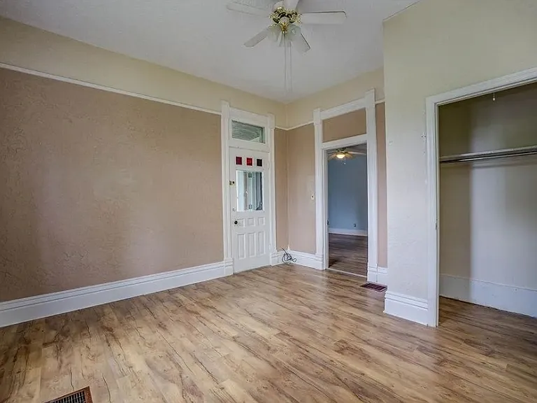 330 W Withrow St — Photo 10