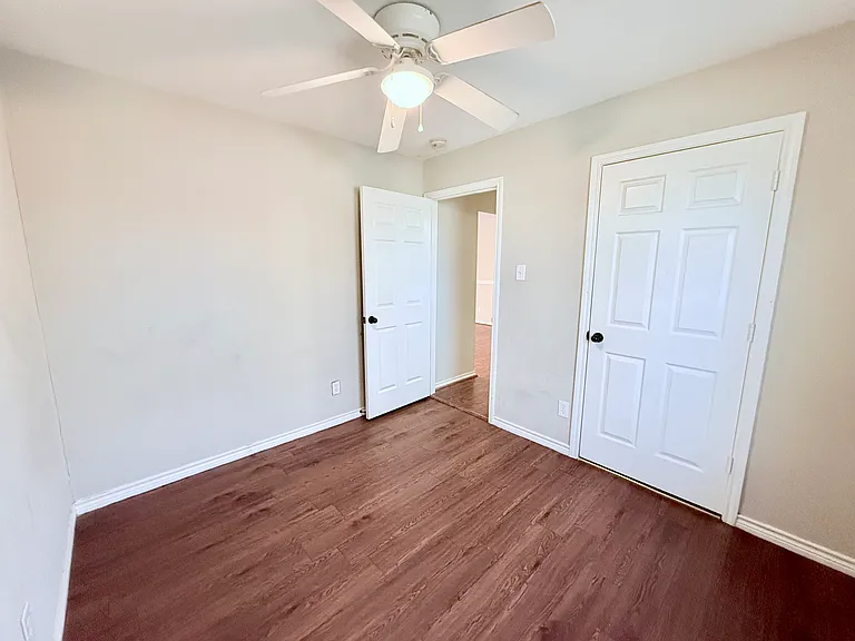1402 S Montgomery St — Photo 6