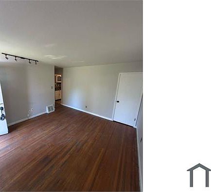 5th image of 10421 Renfrew Dr