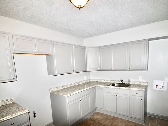 2nd image of 487 Williams Ave #1