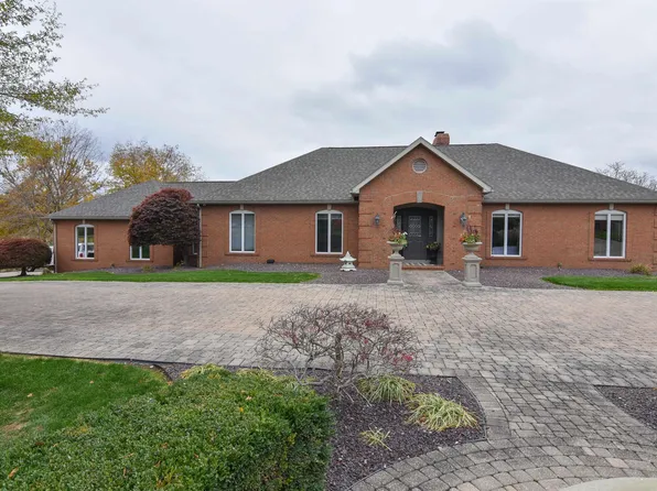 12859 S Scottsdale Dr, Haubstadt, IN 47639