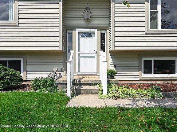 5th image of 4210 Wanstead Dr