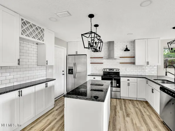 5622 PITTMAN Drive, Jacksonville, FL 32207