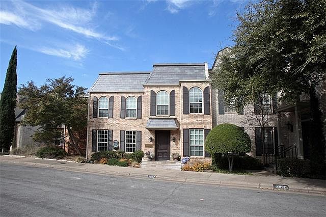 1st image of 3827 S Versailles Ave