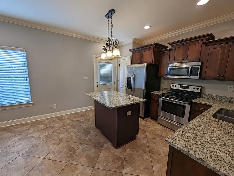 2495 Old Taylor Rd #906 — Photo 11