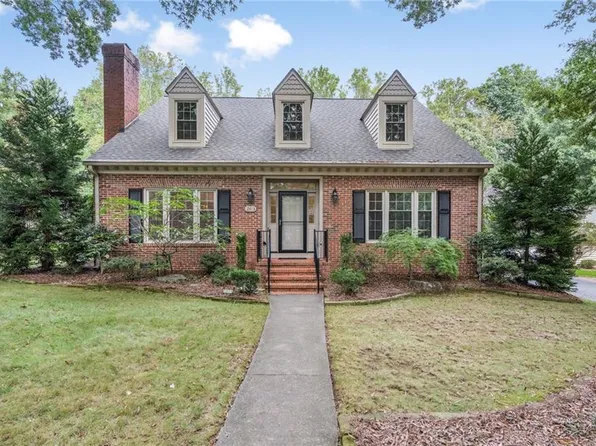 2813 Silas Ridge Rd, Winston Salem, NC 27106