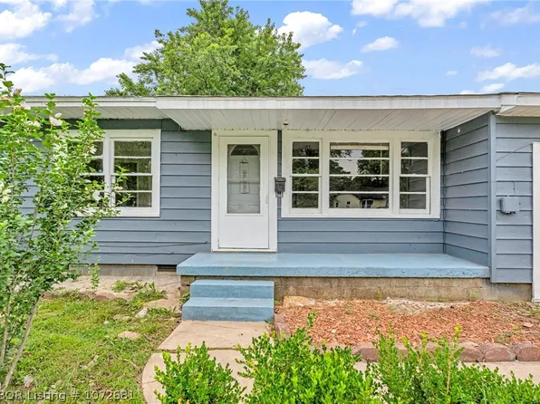 3806 Ridgeway Dr, Fort Smith, AR 72904