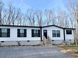 23 Evening Shade Ln, Graysville, TN 37338
