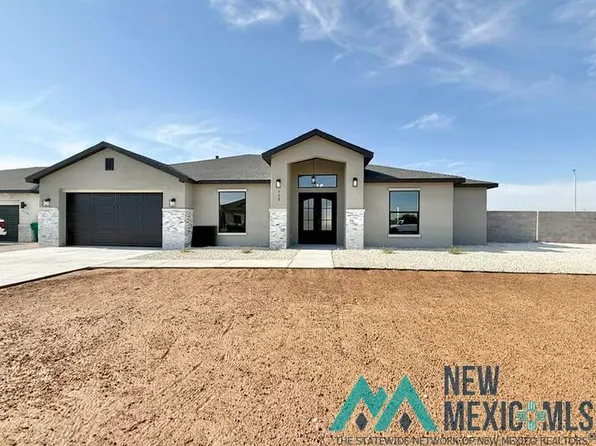 713 Ruby Ct, Carlsbad, NM 88220