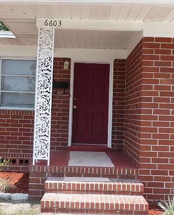 3rd image of 6603 Greenfern Ln