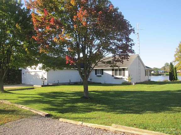 2nd image of 4334 Oak Glen Dr