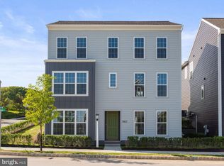 3107 Overlook Dr, Mechanicsburg, PA 17055