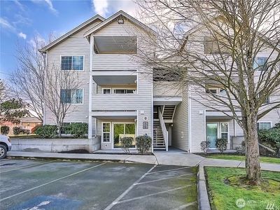 11915 Roseberg Avenue S #204, Burien, WA, 98168