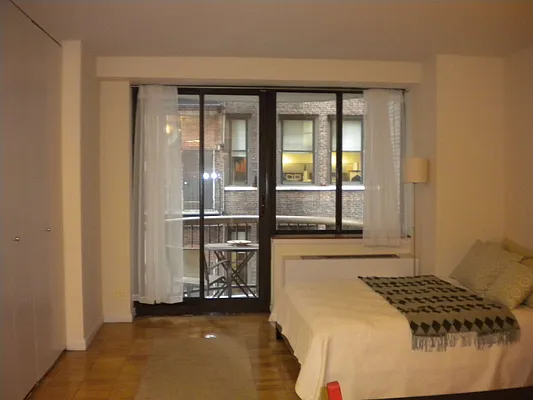 Rented by Julie Friedman Realty | media 1