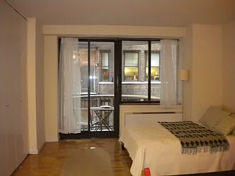 Rented by Julie Friedman Realty