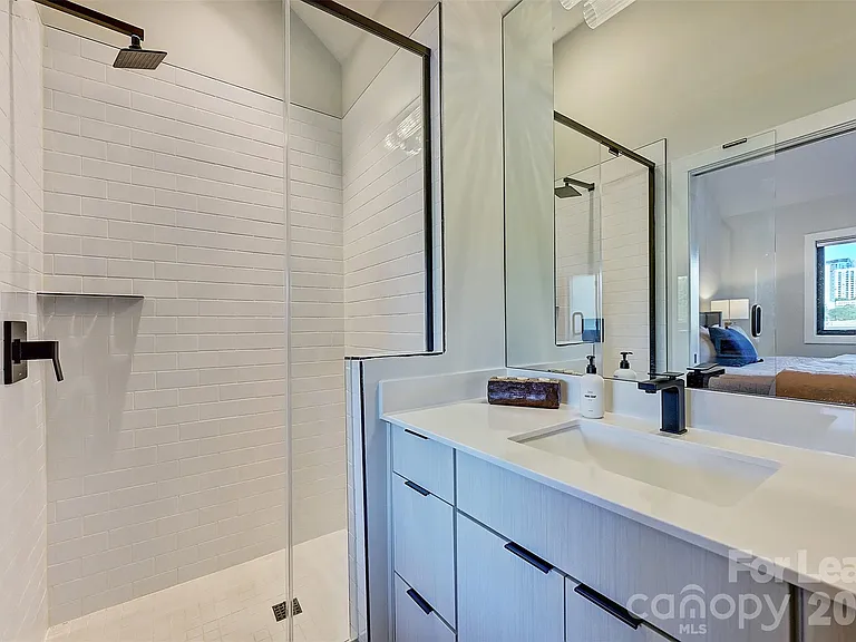 1208 Minter Pl — Photo 28