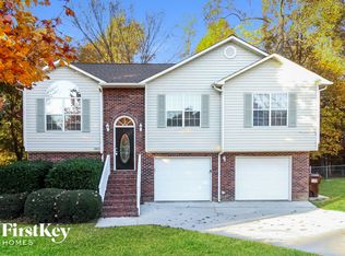 3915 Landover Dr, High Point, NC 27265