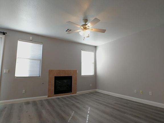 4th image of 11118 Verismo St