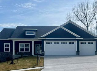 1313 E Gable Way, Tiffin, IA 52340