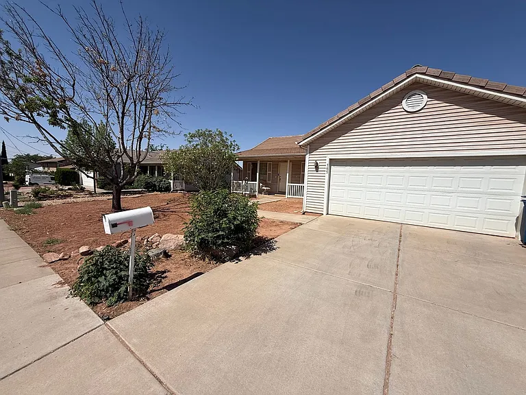165 N 300 E — Photo 15
