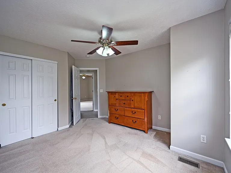 8097 Winding Creek Ct — Photo 31