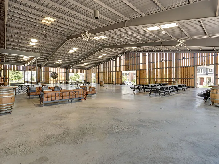 2309 Rooster Ln — Photo 36