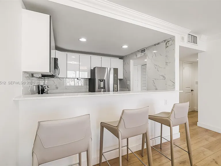 401 Ocean Dr #602 — Photo 10