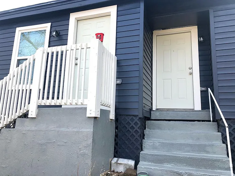 821 W Day St — Photo 14
