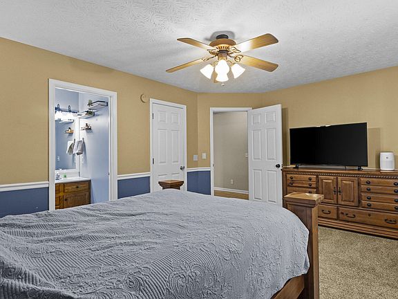 5th image of 134 Hunter Ridge Dr
