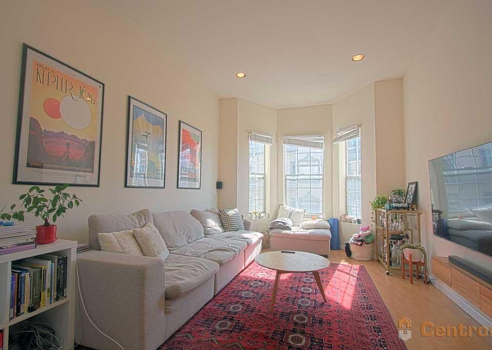 1st image of 1460 Clay St #641