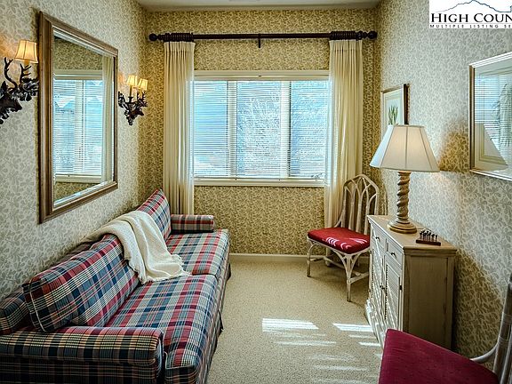 5th image of 185 Waterside Drive #20%share of Walnut 5