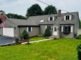 380 River Rd, Tewksbury, MA 01876