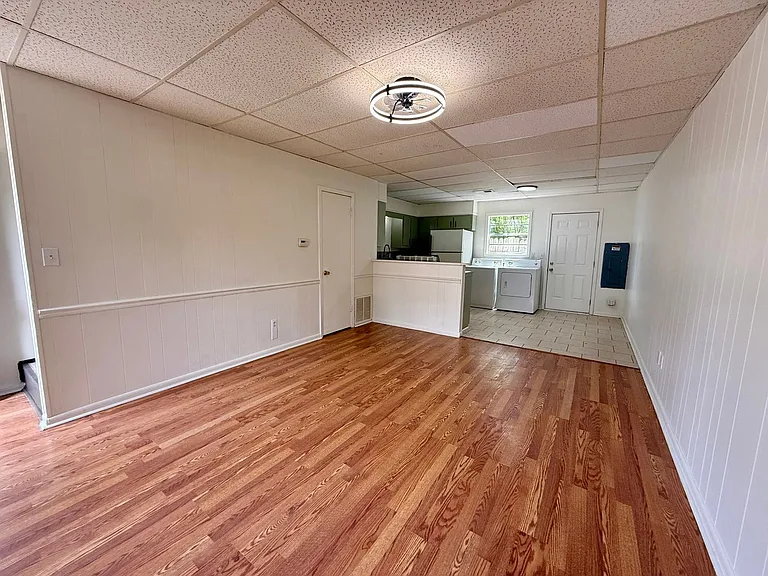 1403 Kimberly Dr — Photo 3