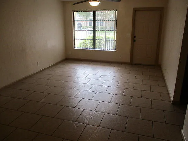 9079 E Highland Pines Dr — Photo 4