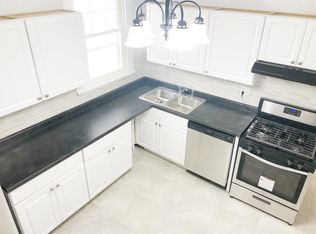 376 Fuller Ave, Saint Paul, MN 55103