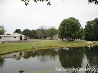 592 Getz Rd, Pen Argyl, PA 18072