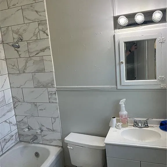 803 E McAlpine St — Photo 3
