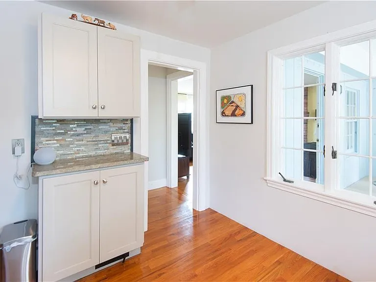 8 Fenner Ave — Photo 12