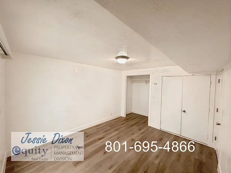 223 W 2350 N #C — Photo 8