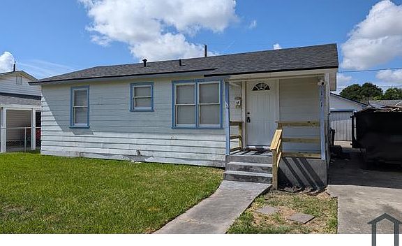 2nd image of 1721 Karen Dr