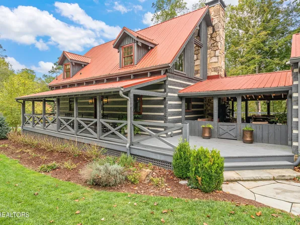 726 Fox Ridge Ln, Caryville, TN 37714